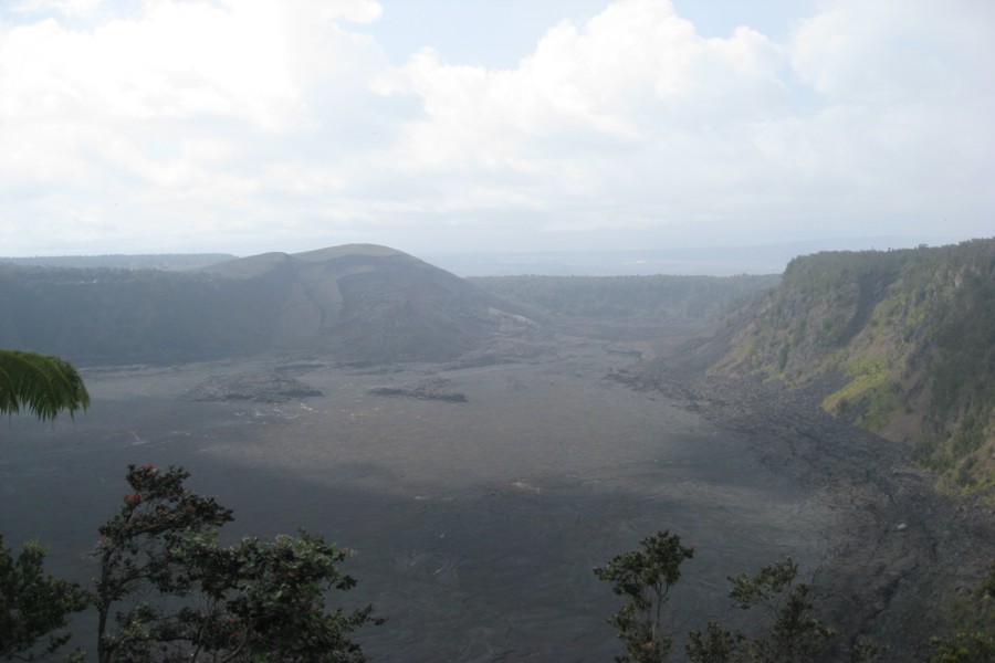 ../image/volcano - kilauea caldera 2.jpg